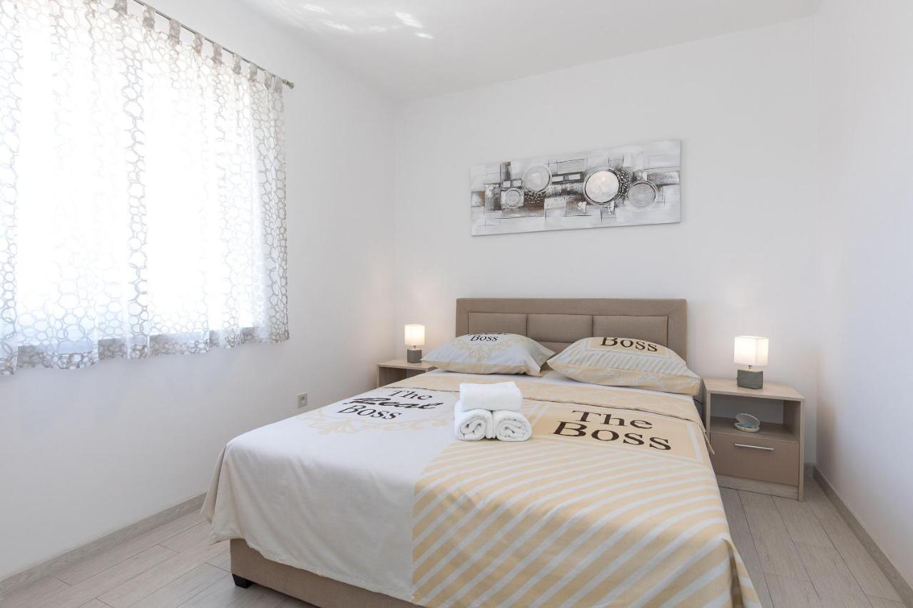 פונאנט Apartment Oleander מראה חיצוני תמונה