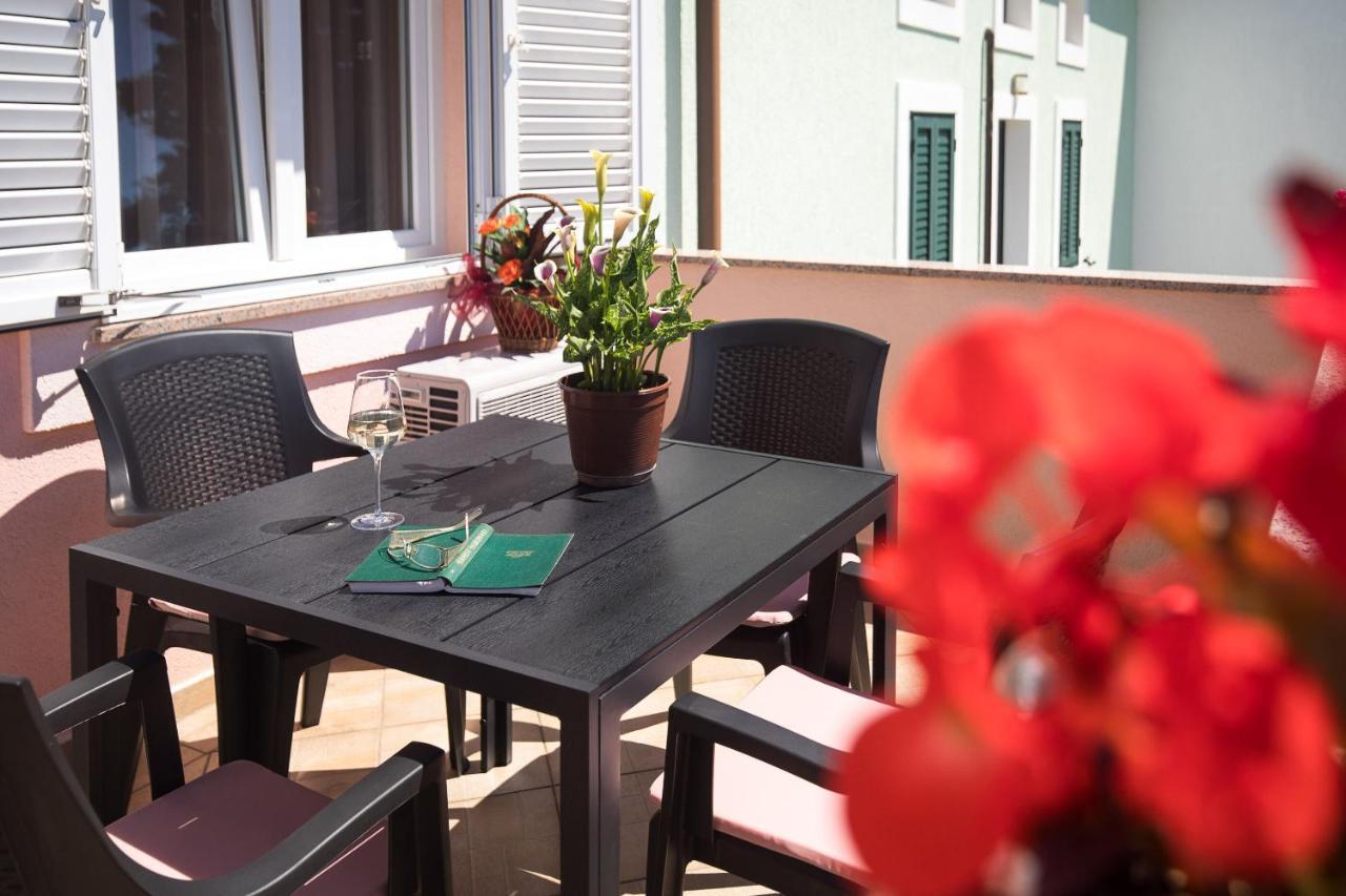 פונאנט Apartment Oleander מראה חיצוני תמונה