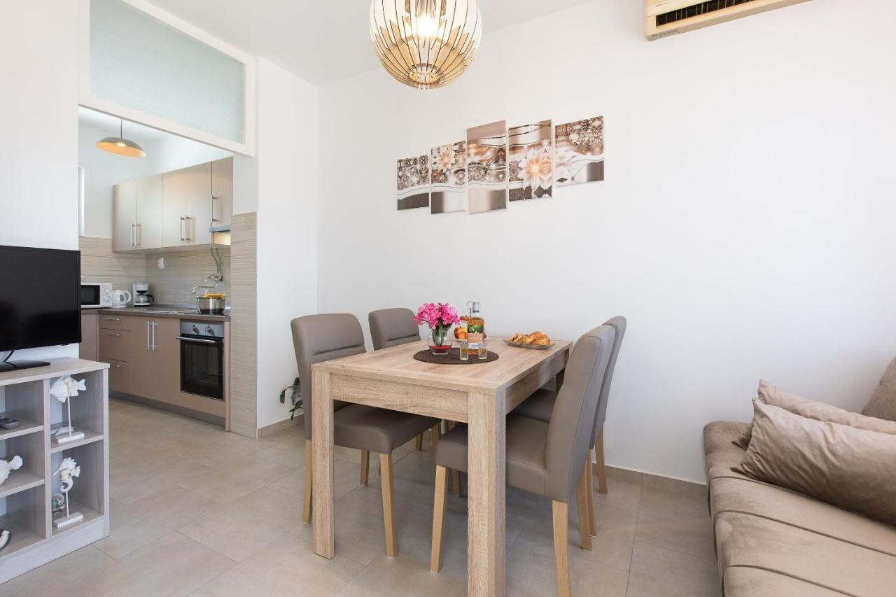 פונאנט Apartment Oleander מראה חיצוני תמונה